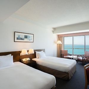Standard Twin Room Ocean View